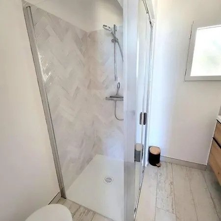 Le Cabanon, Pieds Dans L'eau, Vue Exceptionnelle *